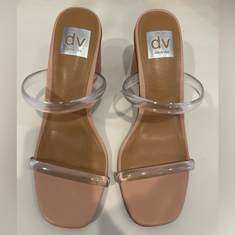 Dolce Vita Women's Noles Nude and Vinyl Heeled Sandal size 8